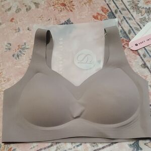 NWT Soft Intentions Taupe Bra